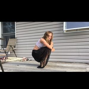 Meet your Posher, Lina