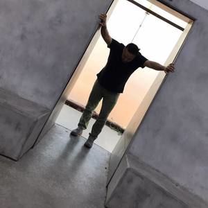 Meet your Posher, Luis