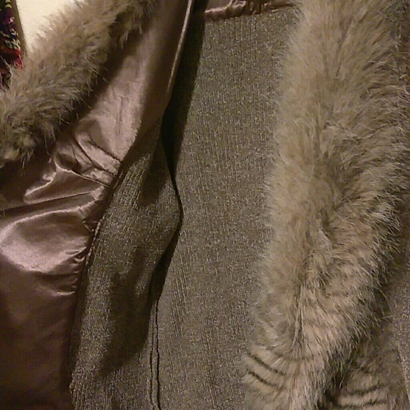 Jacket - Picture 3 of 4