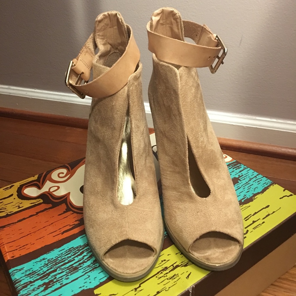 🎉🎉 Last Chance!! Zigi Soho Strut