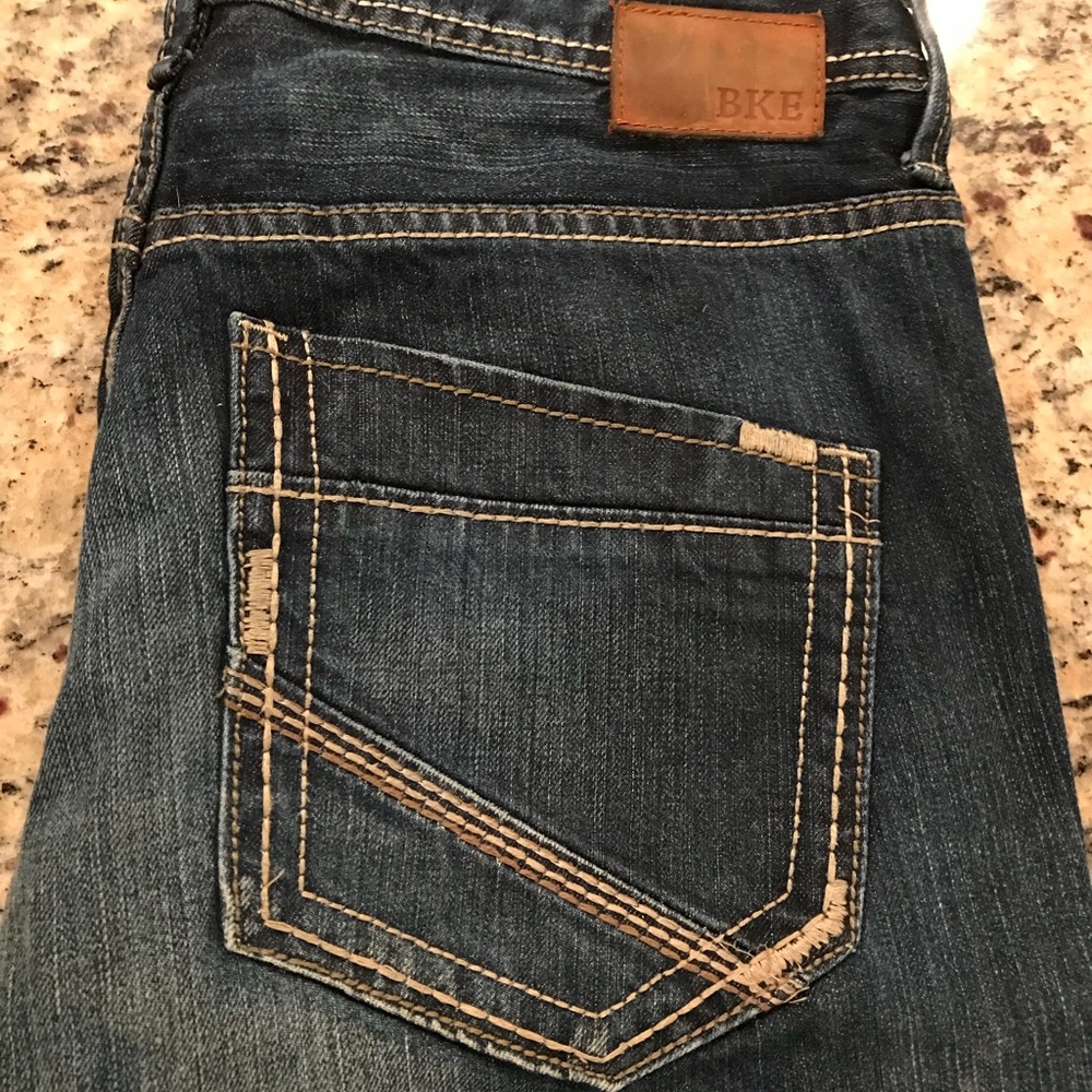 Men’s Buckle jeans