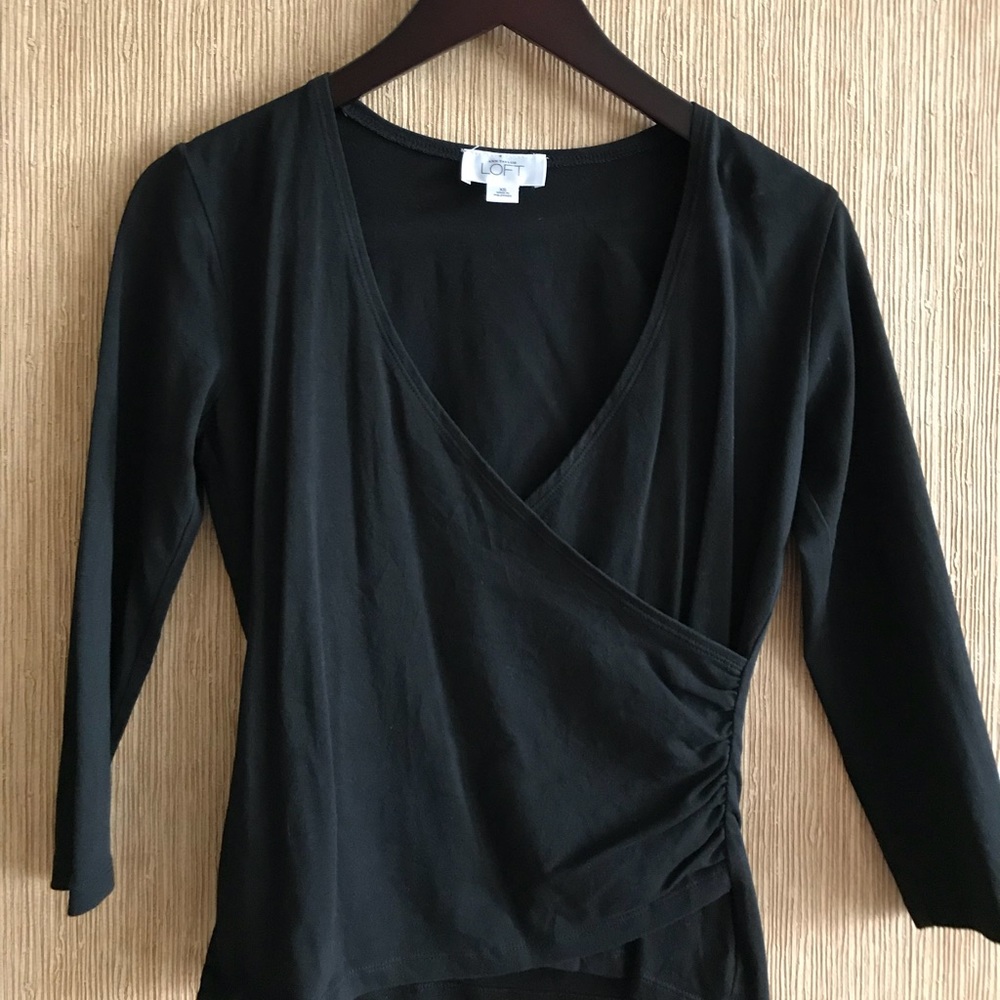 Cute black top
