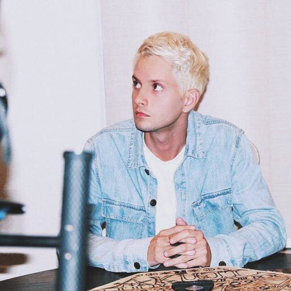 Meet your Posher, Albert william