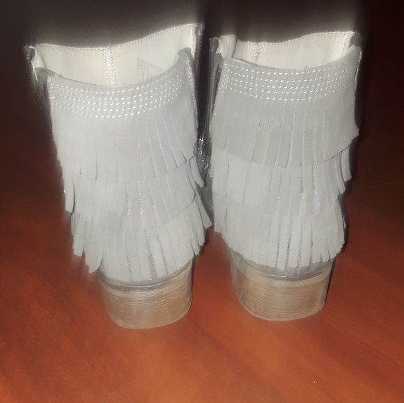 Southwest flair ankle boot - Picture 2 of 3