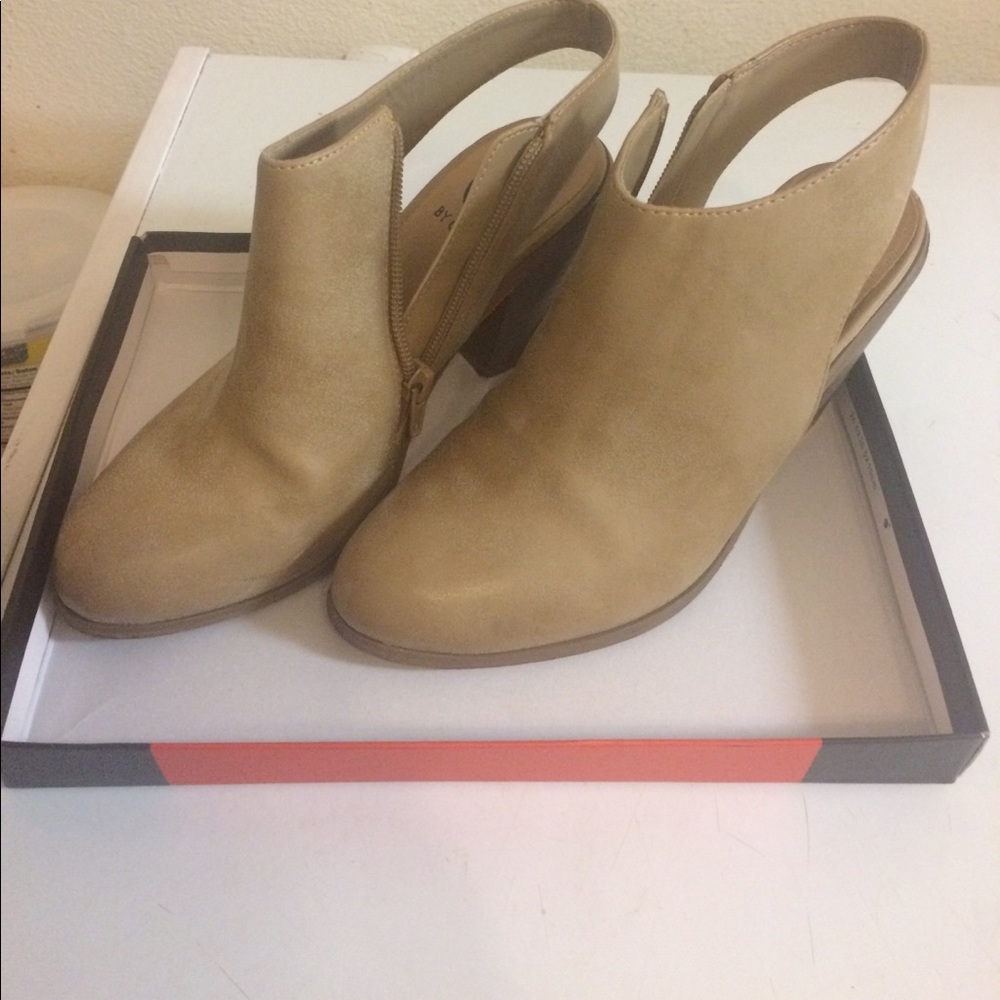 Slingback booties by Guess