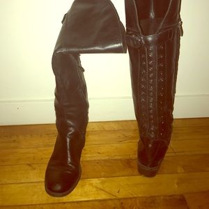 Vince camuto studded boots size 8