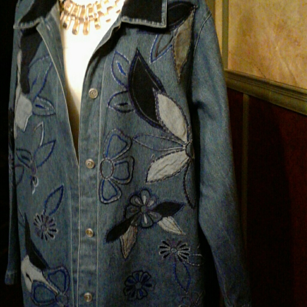 Blue Jean jacket - Picture 3 of 7