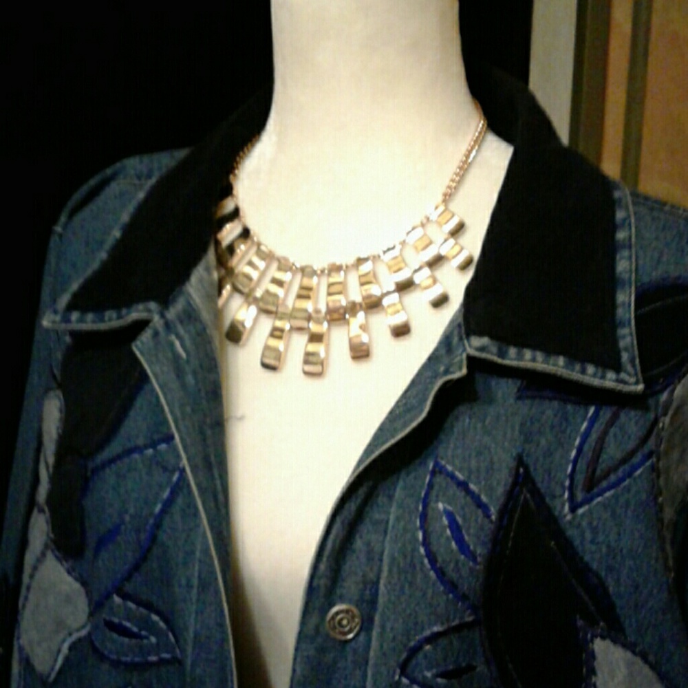 Blue Jean jacket - Picture 4 of 7