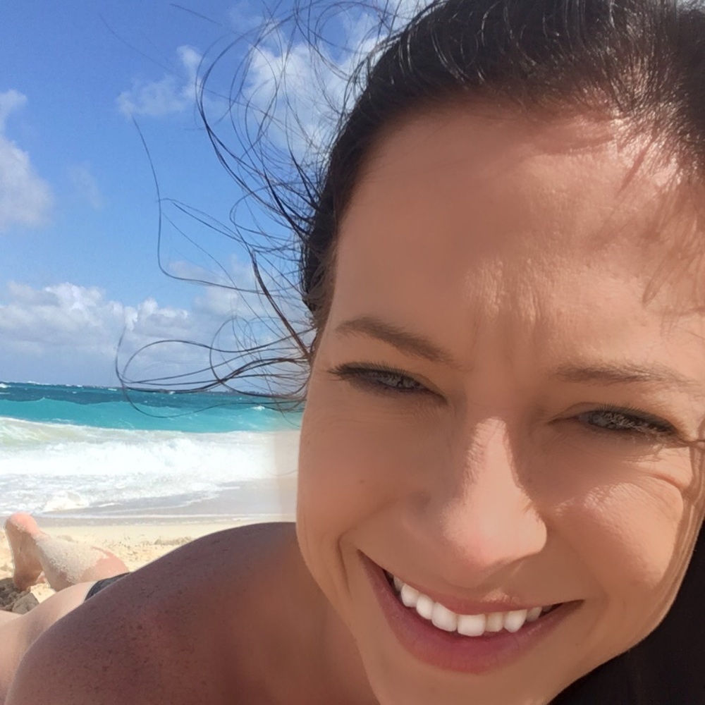 Meet your Posher, Caylee