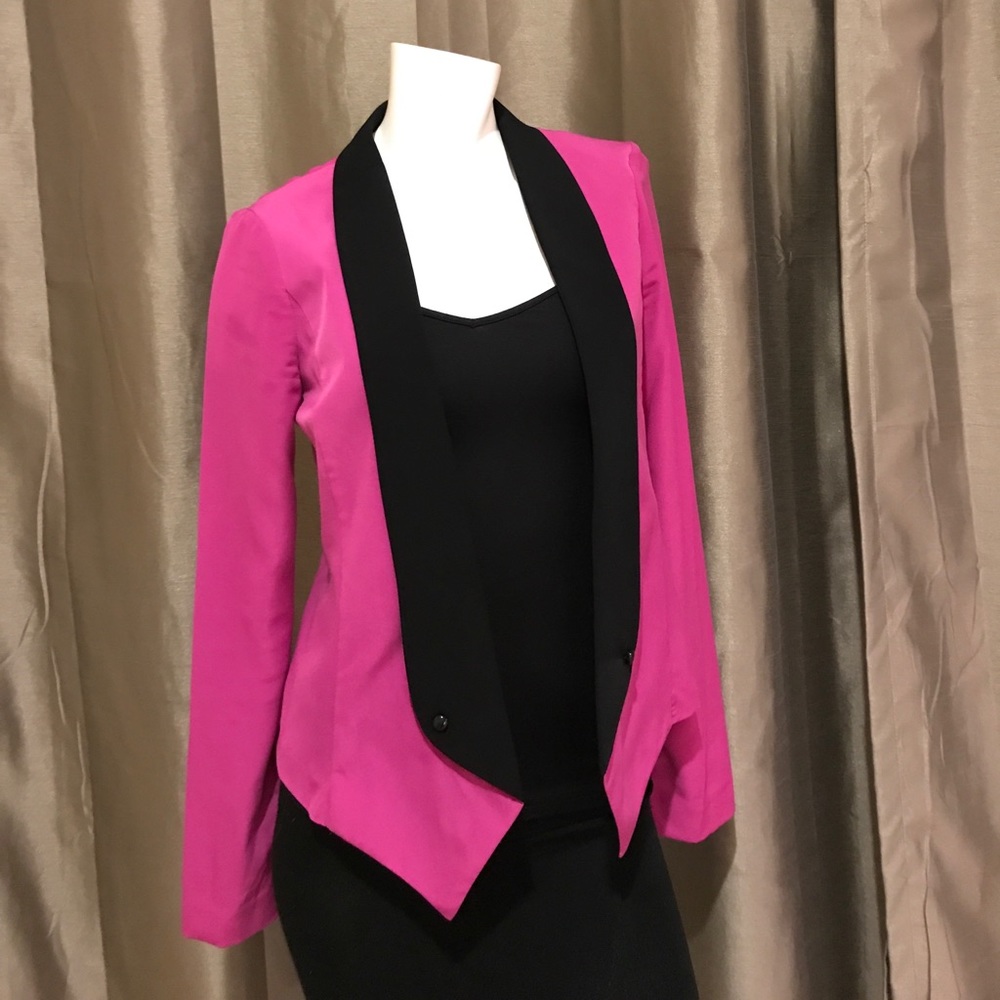Tuxedo style blazer