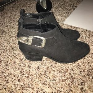 Steve Madden booties