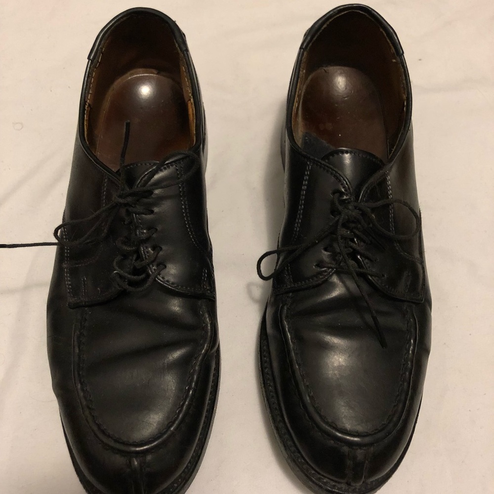 Worn Allen Edmonds Leather Oxford shoes