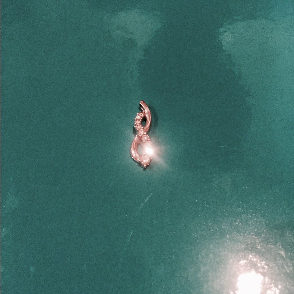 Zales diamond infinity.