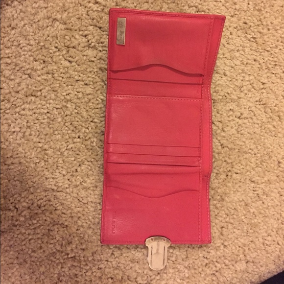 Used Marc Jacobs Wallet - Picture 3 of 3