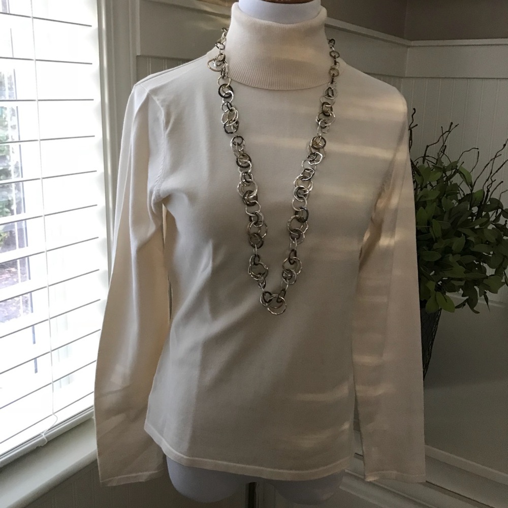 Cream turtle neck