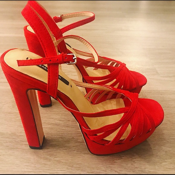 Zara retro red swede heels - Picture 3 of 4