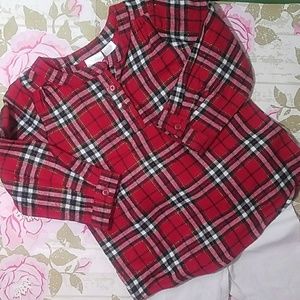 ❤Adorable Plaid Top❤