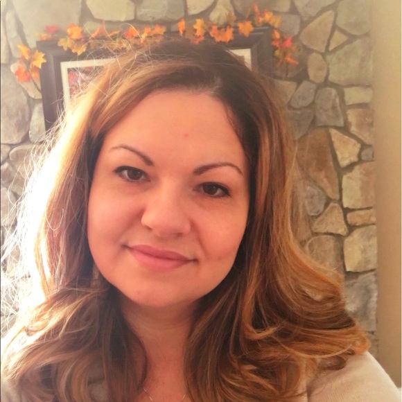 Meet your Posher, Helen - Picture 1 of 1