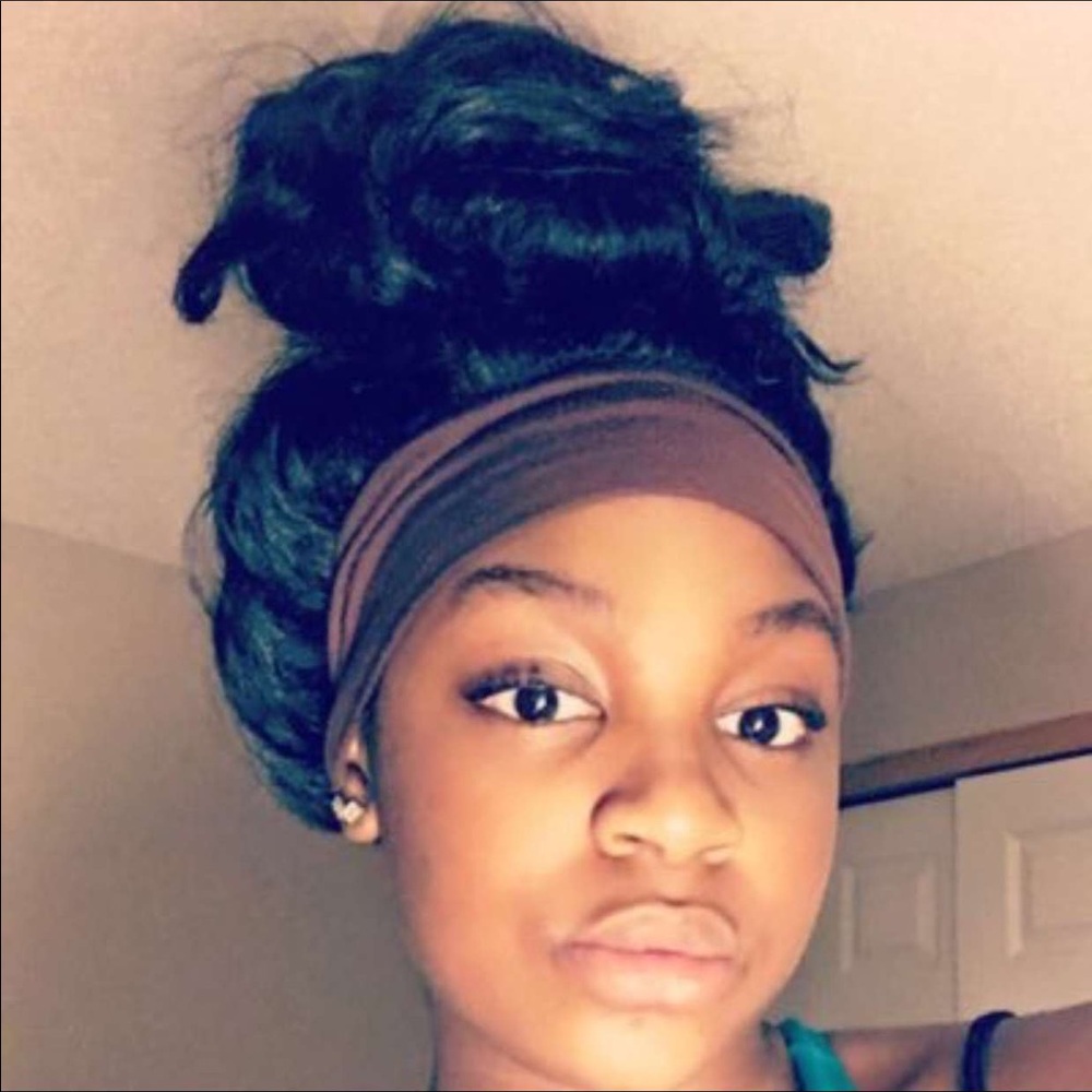 Meet your Posher, Kaidija