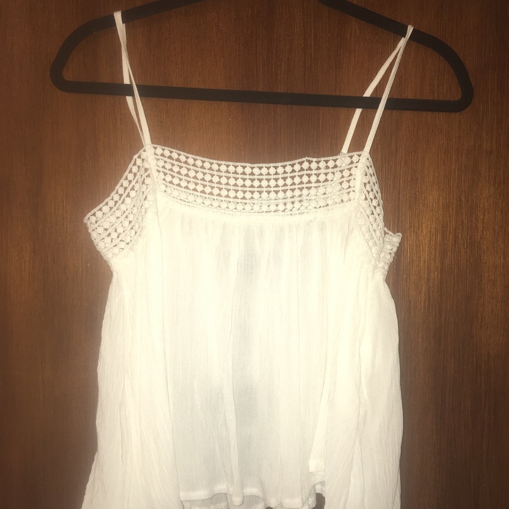 NWT Ladies white Missguided crop top