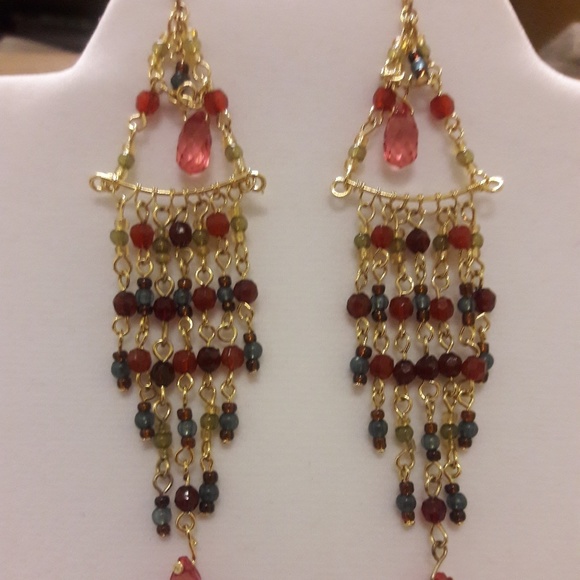 Chandelier glass beads gold chain earrings - Picture 3 of 3