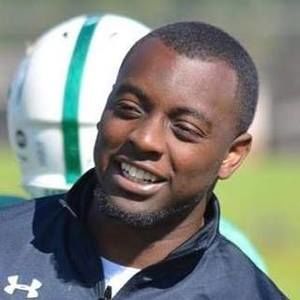 Meet your Posher, Kenneth