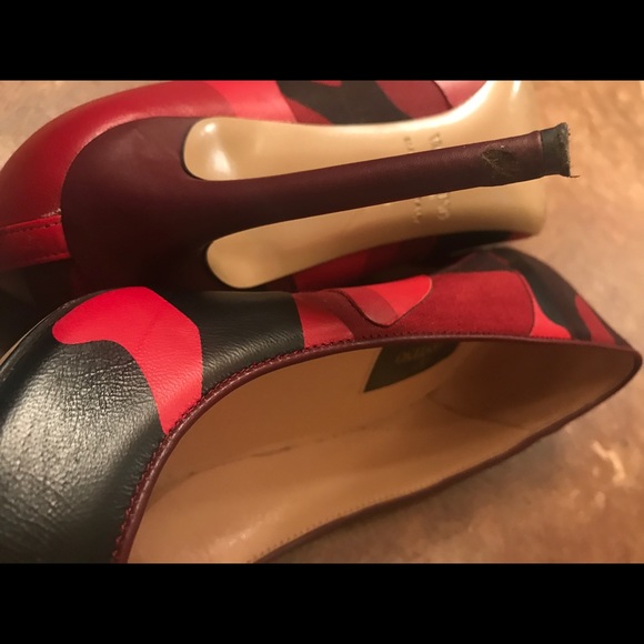 Valentino Rockstud Heels 👠 HOST PICK - Picture 8 of 8