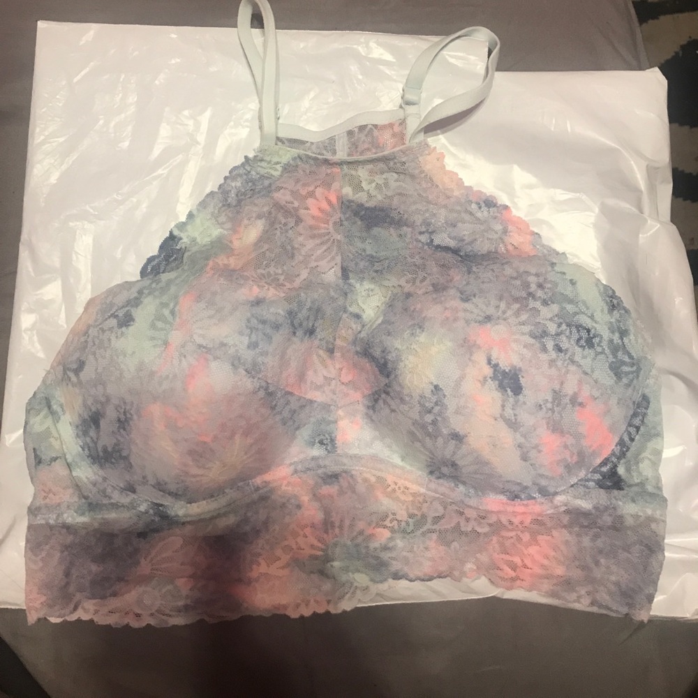 Lace Bralette - Picture 2 of 2