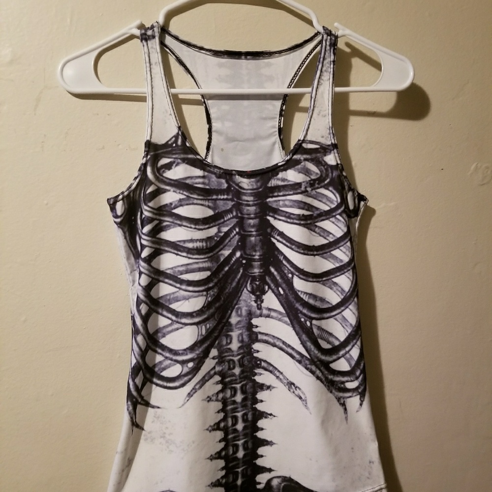 Skeleton tank