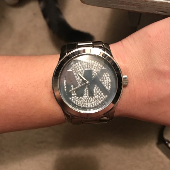 Michael Kors Watch. Only been worn once.