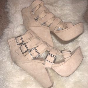 Just Fab Wedged Heels