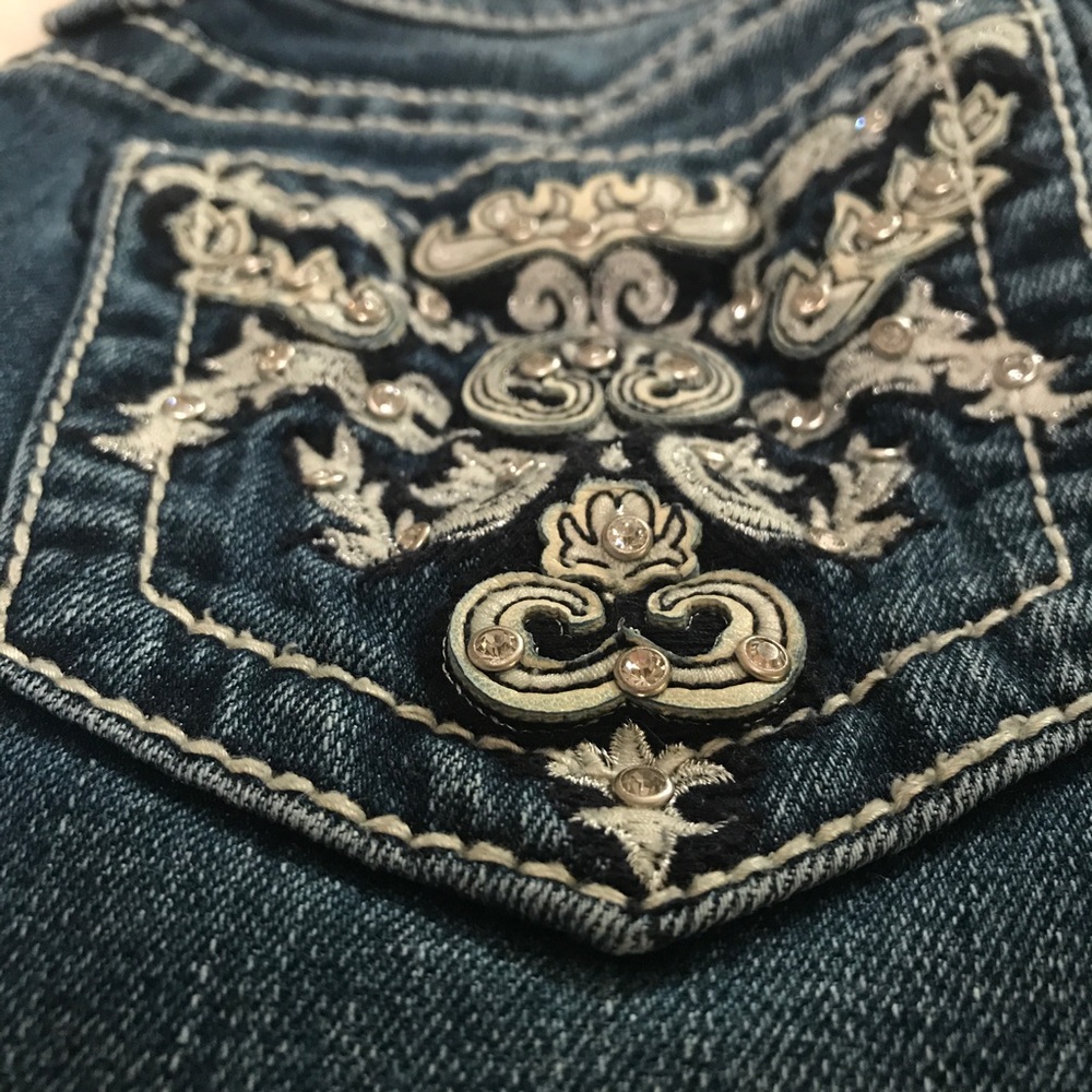 Bootcut Miss Me Jeans