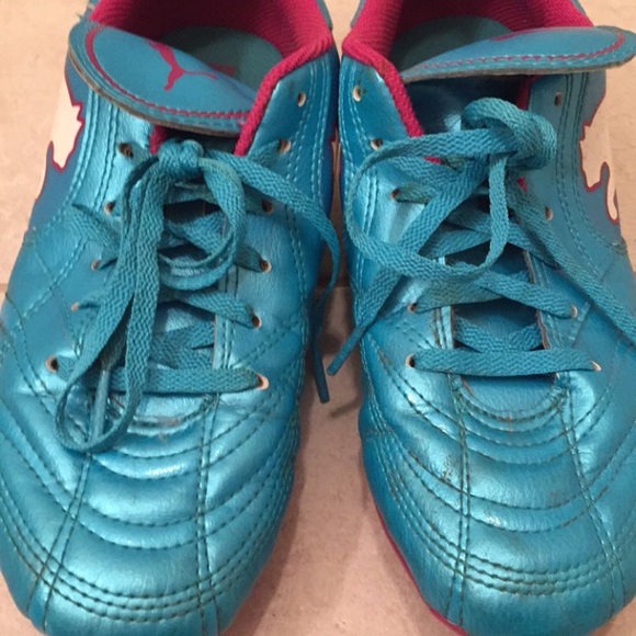 Puma cleats for Soccer and Lacrosse Size 7 - Picture 2 of 2