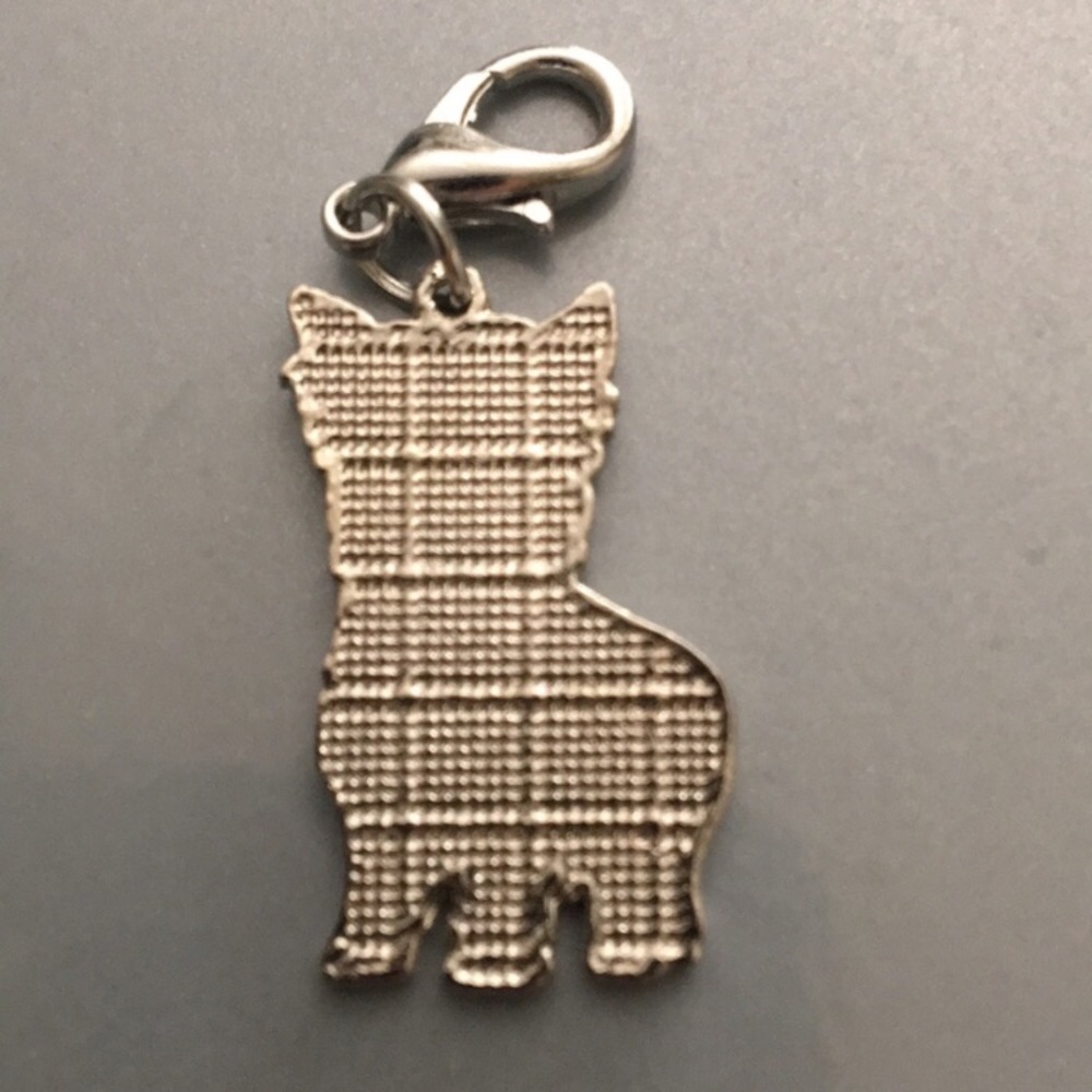 🎉HP🎉 yorkie charm #1 - Picture 2 of 3