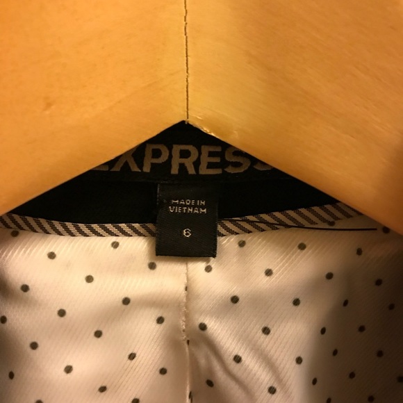 Black Express one notch blazer - Picture 3 of 3