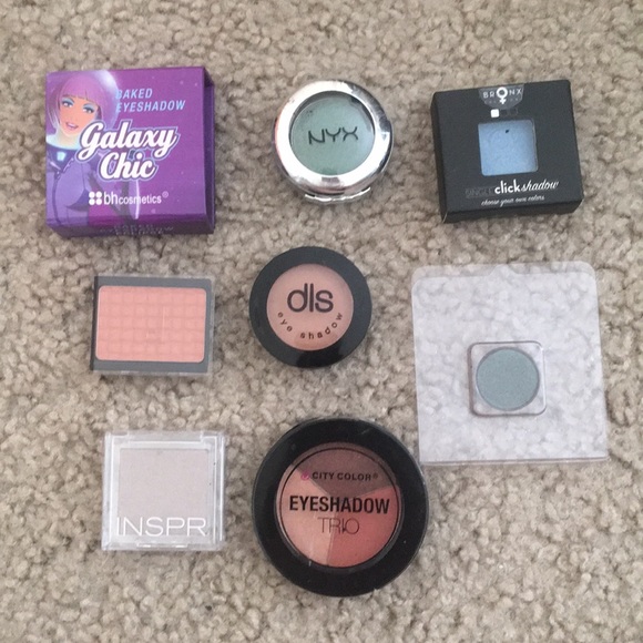 Eyeshadow Bundle - Picture 1 of 4