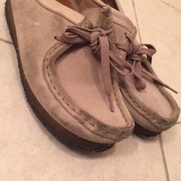 Clarks Original Wallabees PRICE DROP - Picture 3 of 3