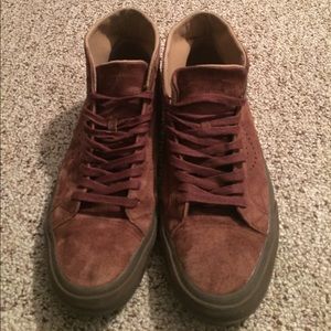 Men’s Suede Vans shoes