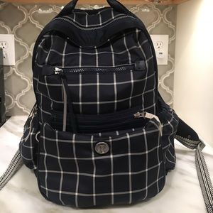 Lululemon Back to Class Backpack w/Crossbody Bag