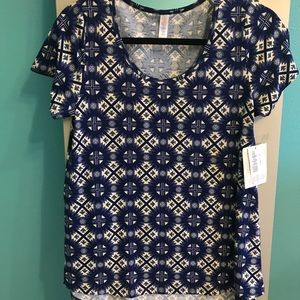 XS LuLaRoe Classic T