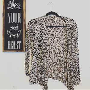 Leopard long sleeve light cardigan