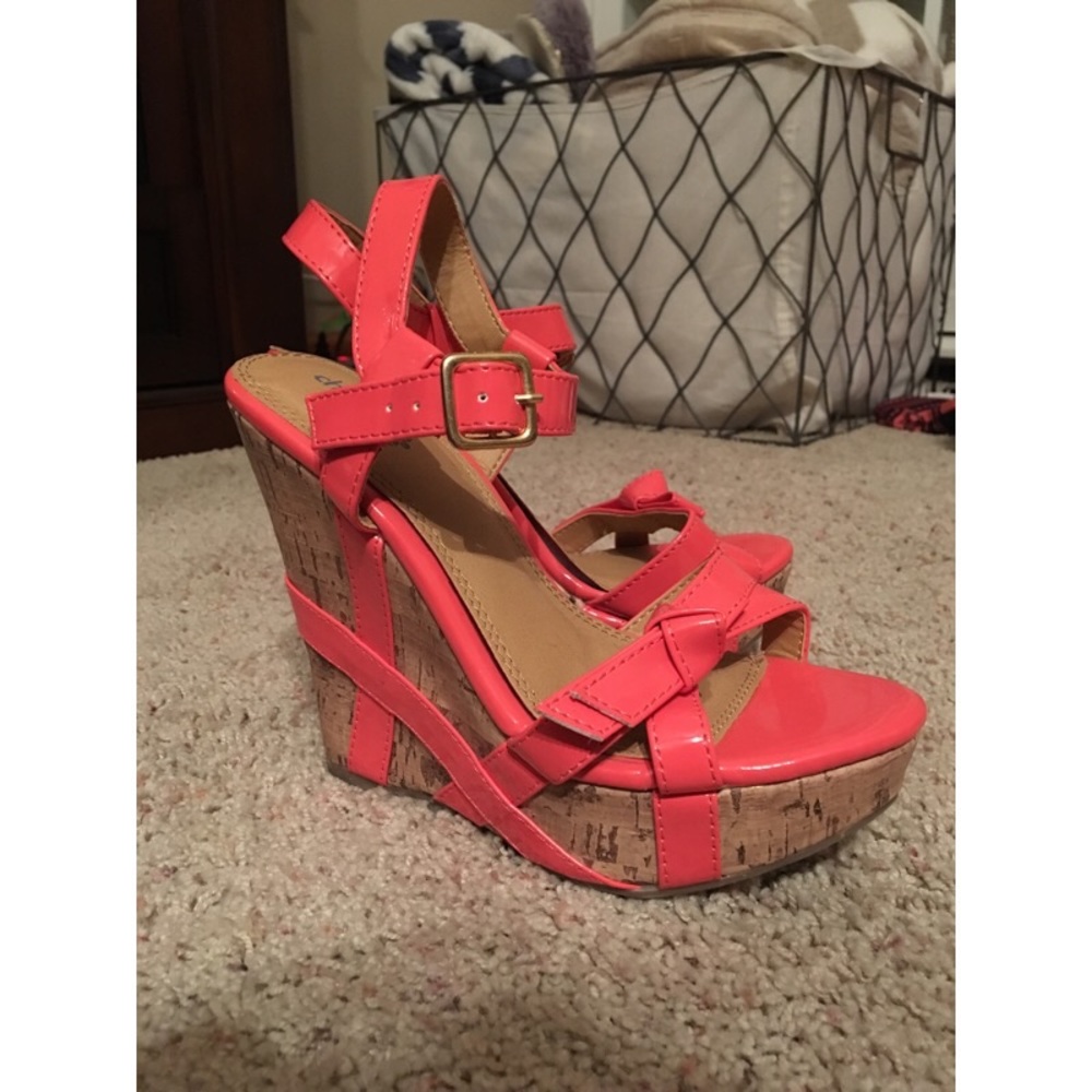 Coral wedges