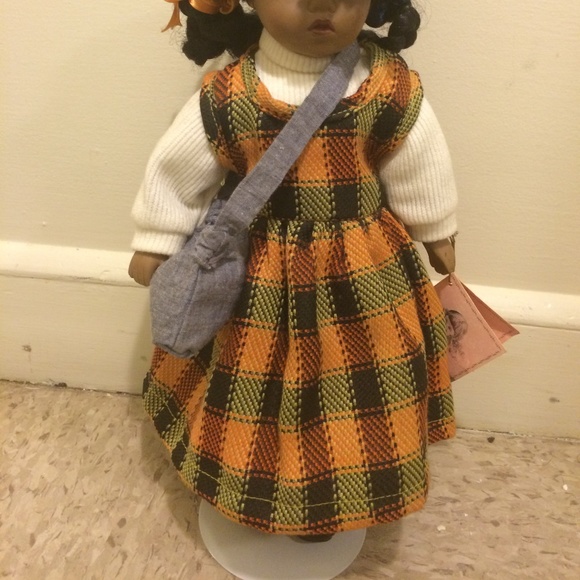 Traditional Collectable Porcelain Bisque Doll - Picture 6 of 8