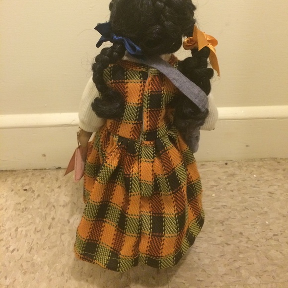 Traditional Collectable Porcelain Bisque Doll - Picture 8 of 8