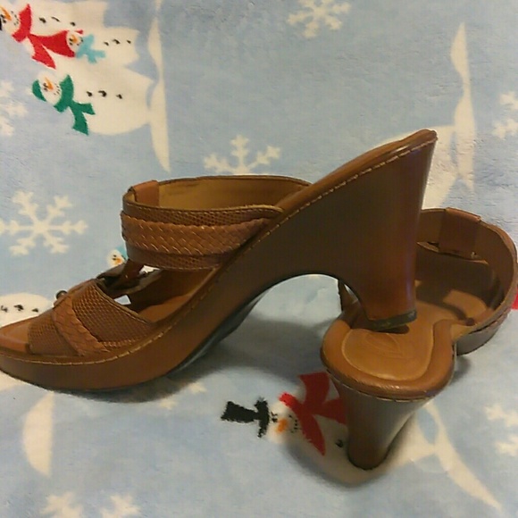 Heels - Picture 3 of 4