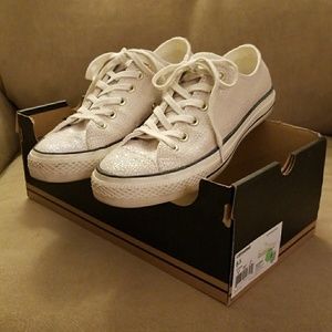 Converse Metallic Leather Chucks