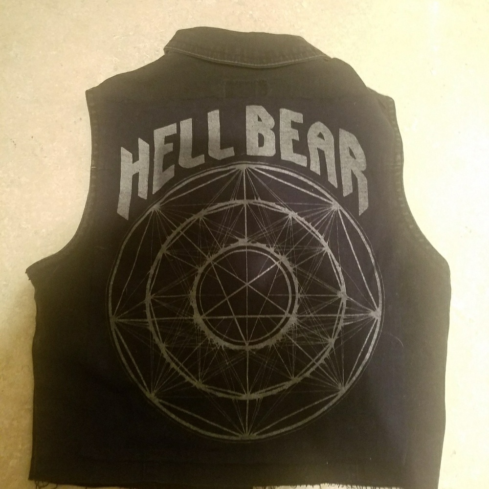 black vest with back patch size S