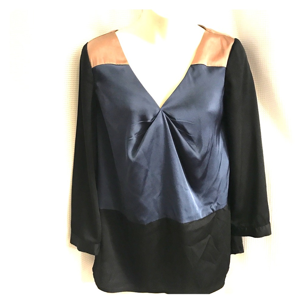 Stunning Ann Taylor Blouse, XS