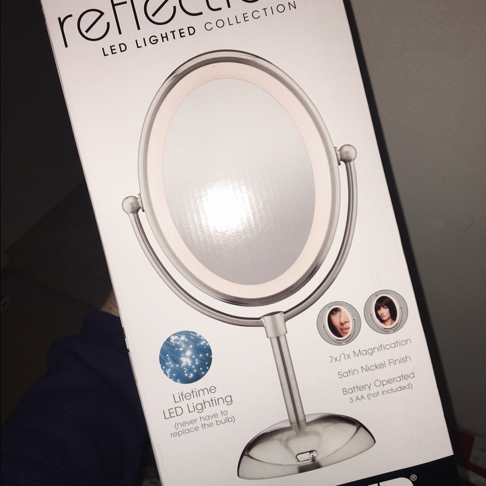 conair lighted mirror