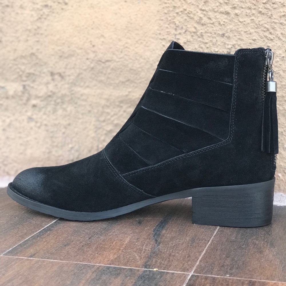 Distressed Woven Black Booties - Picture 4 of 8